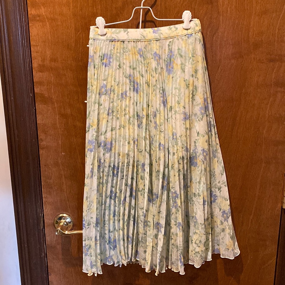 Abercrombie & Fitch Floral Chiffon Pleated MIDI Skirt
